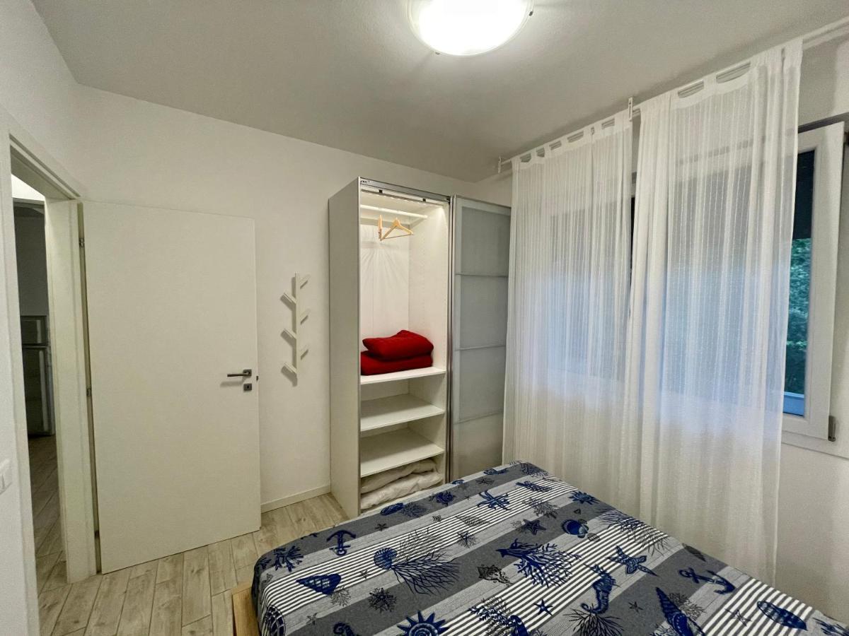 Apartment Antonietta 3, Tra Pineta E Mare